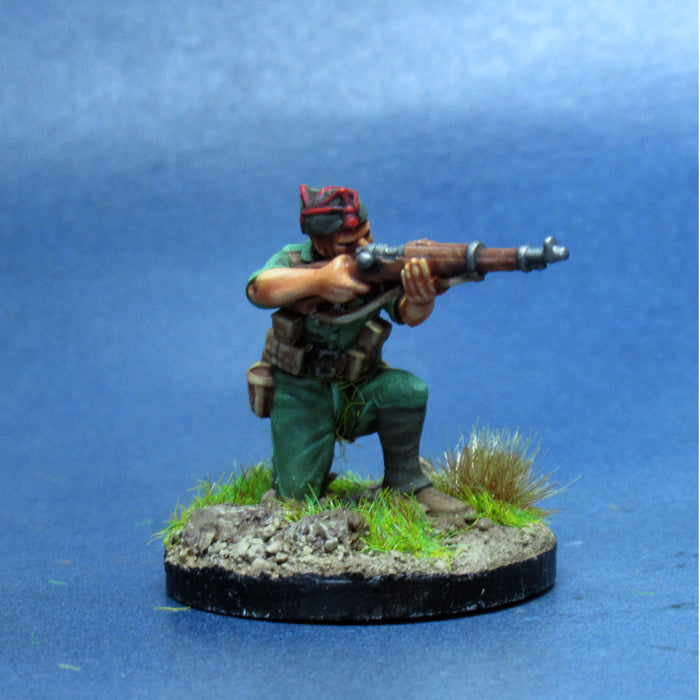 Legionarios españoles con chapiri en escaramuza - 1921/1927